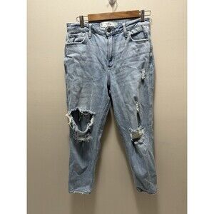 Hollister Curvy High Rise Mom Jean Distressed Size 9R 29 X‎ 27 Light Wash